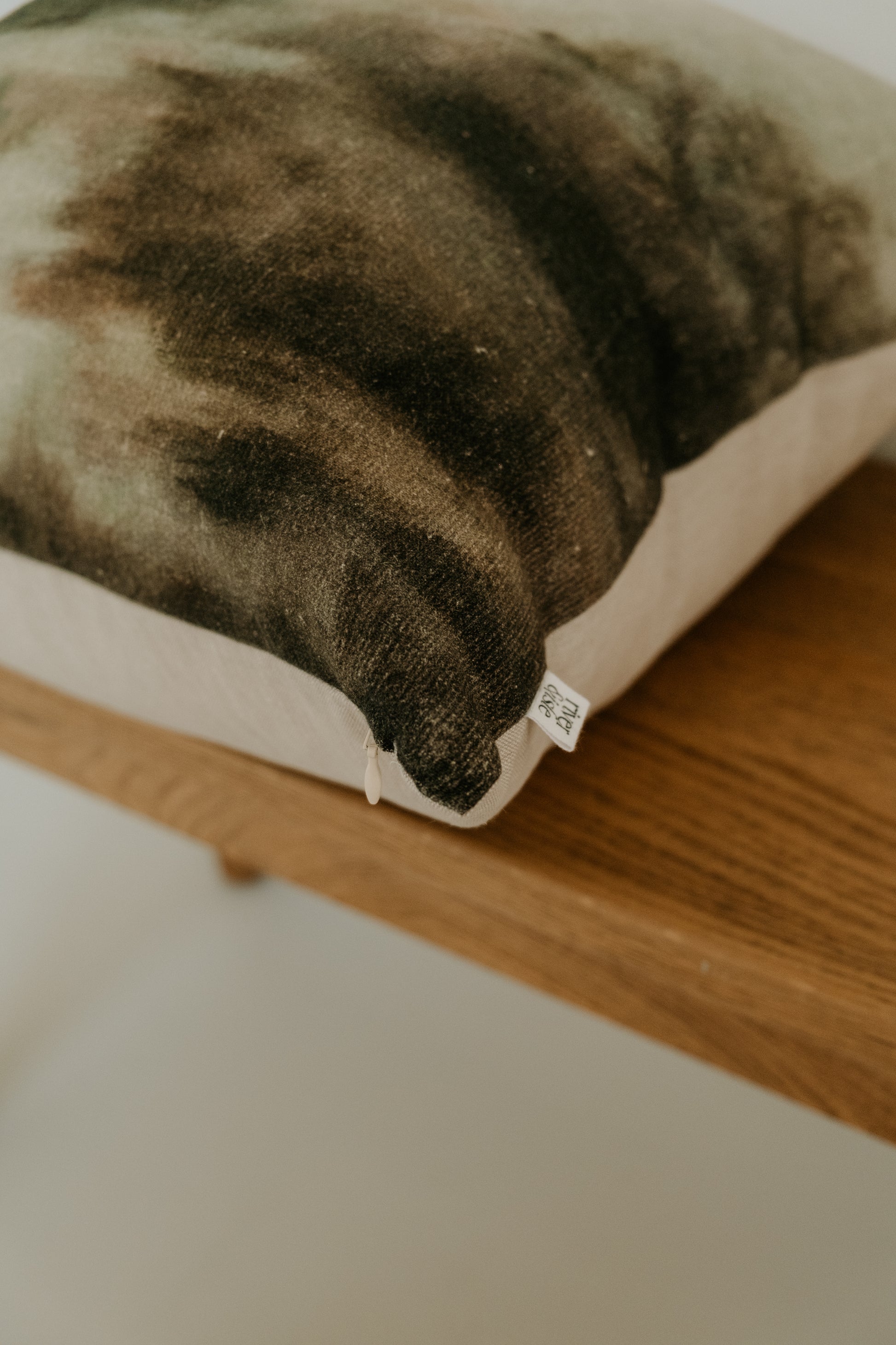 Morning Light Cushion [SOLD OUT]